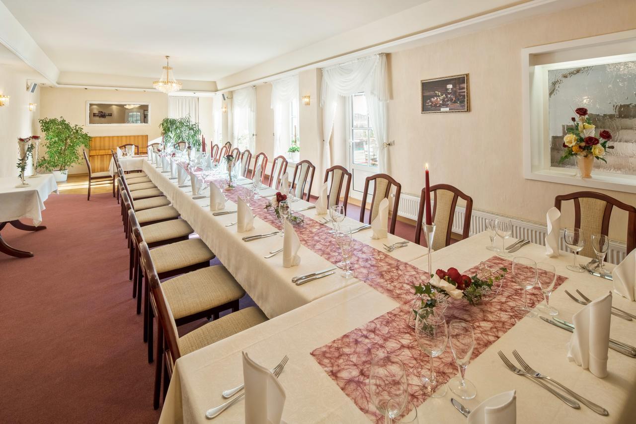 Hotel Rabennest Rabenau Ngoại thất bức ảnh
